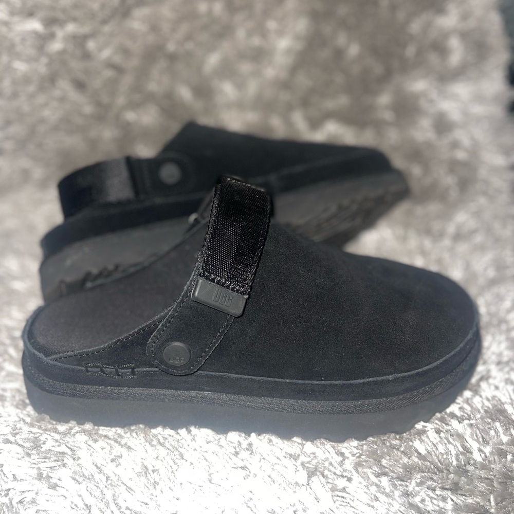 Ugg Goldenstar clogs